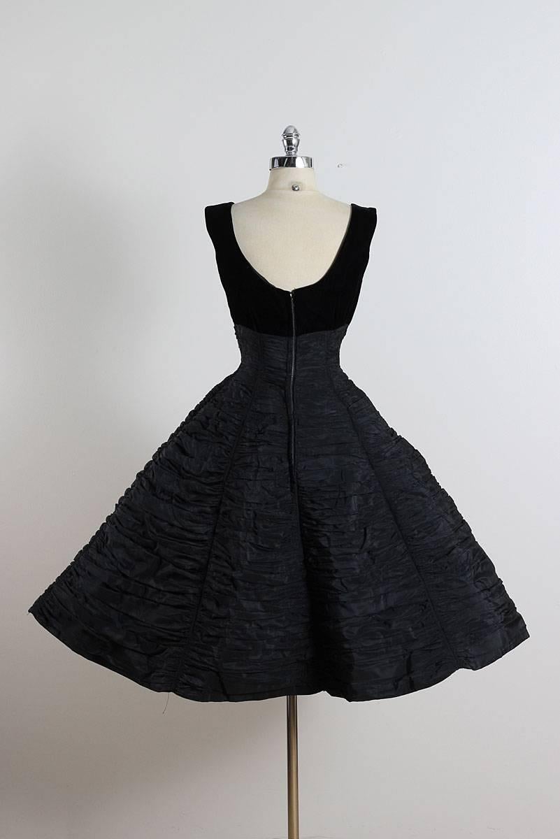 Vintage 1950s Suzy Perette Dress For Sale 3