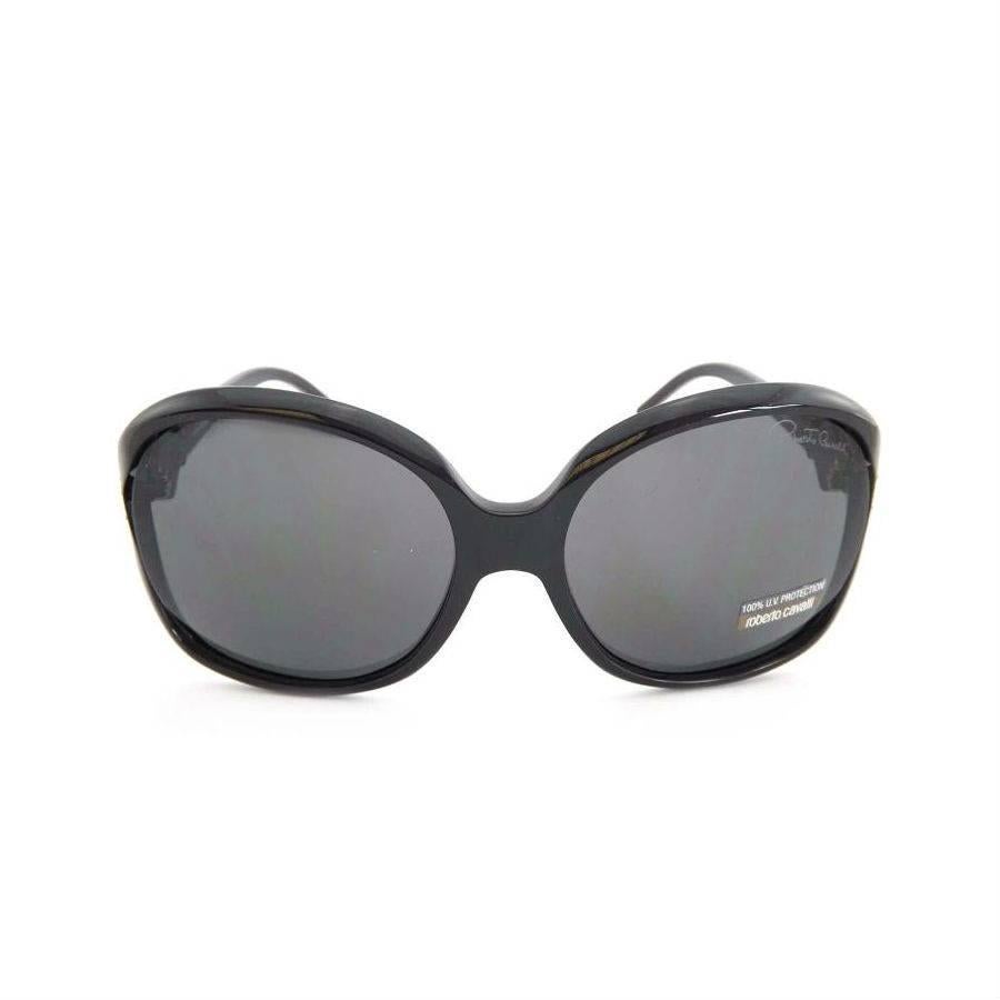 Roberto Cavalli Oversized Sunglasses Black In New Condition For Sale In Los Angeles, CA