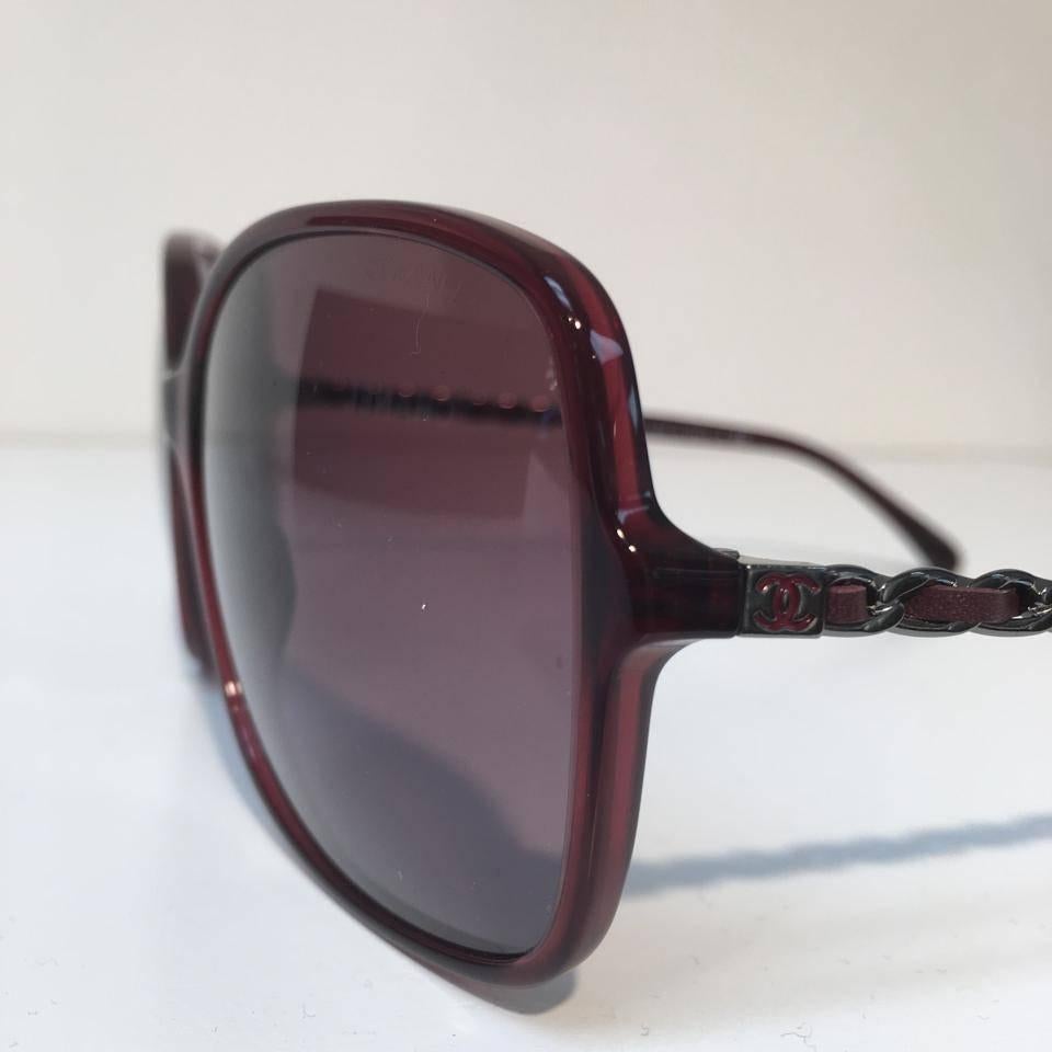 Chanel Sunglasses, Red and Silver In New Condition For Sale In Los Angeles, CA