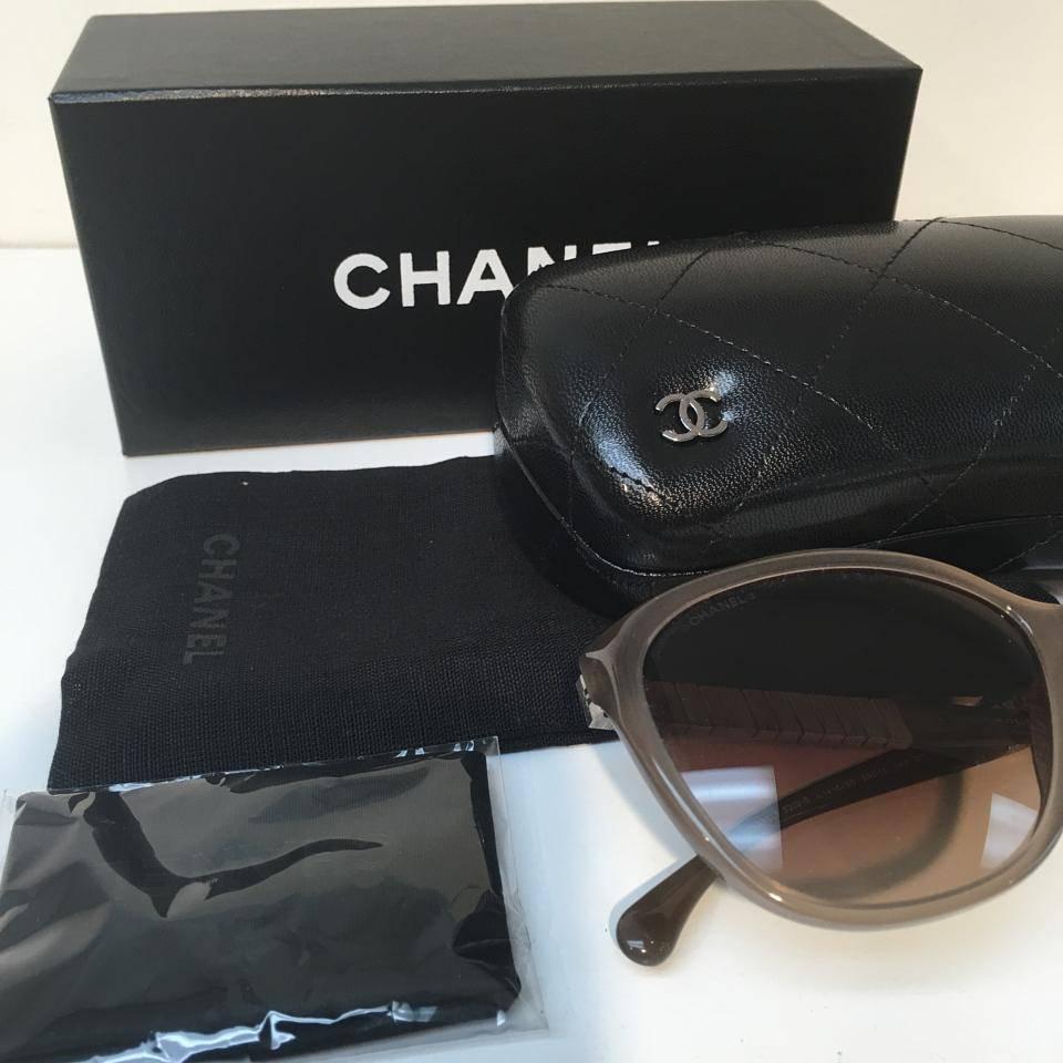 Chanel Sunglasses, Brown In New Condition In Los Angeles, CA