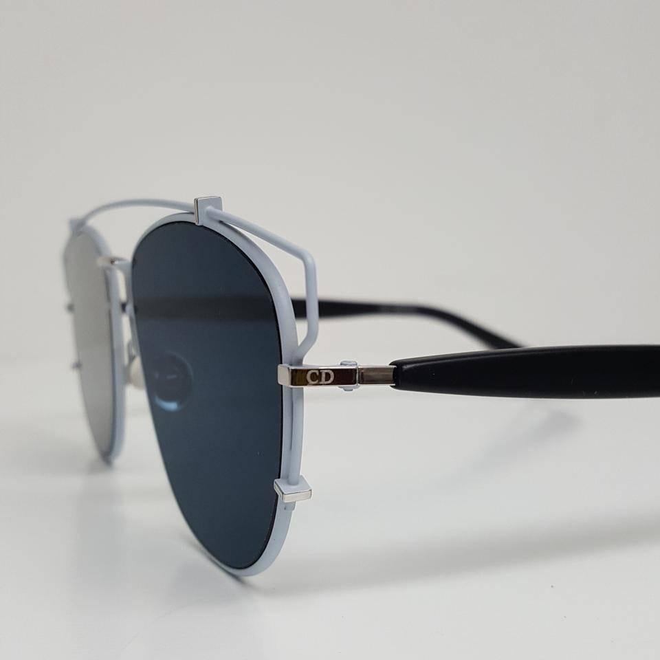 Dior Technologic Sunglasses, White-Black/Gray In New Condition For Sale In Los Angeles, CA