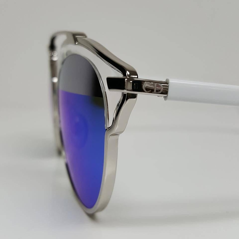 DIOR So Real Sunglasses

Brand new, never used and comes with Dior box. 
There are no marks or scratches, new condition.

Frame size: 48-22-140mm (Eye-Bridge-Temple)

Designed in a pantos shape, the Dior So Real sunglasses showcase