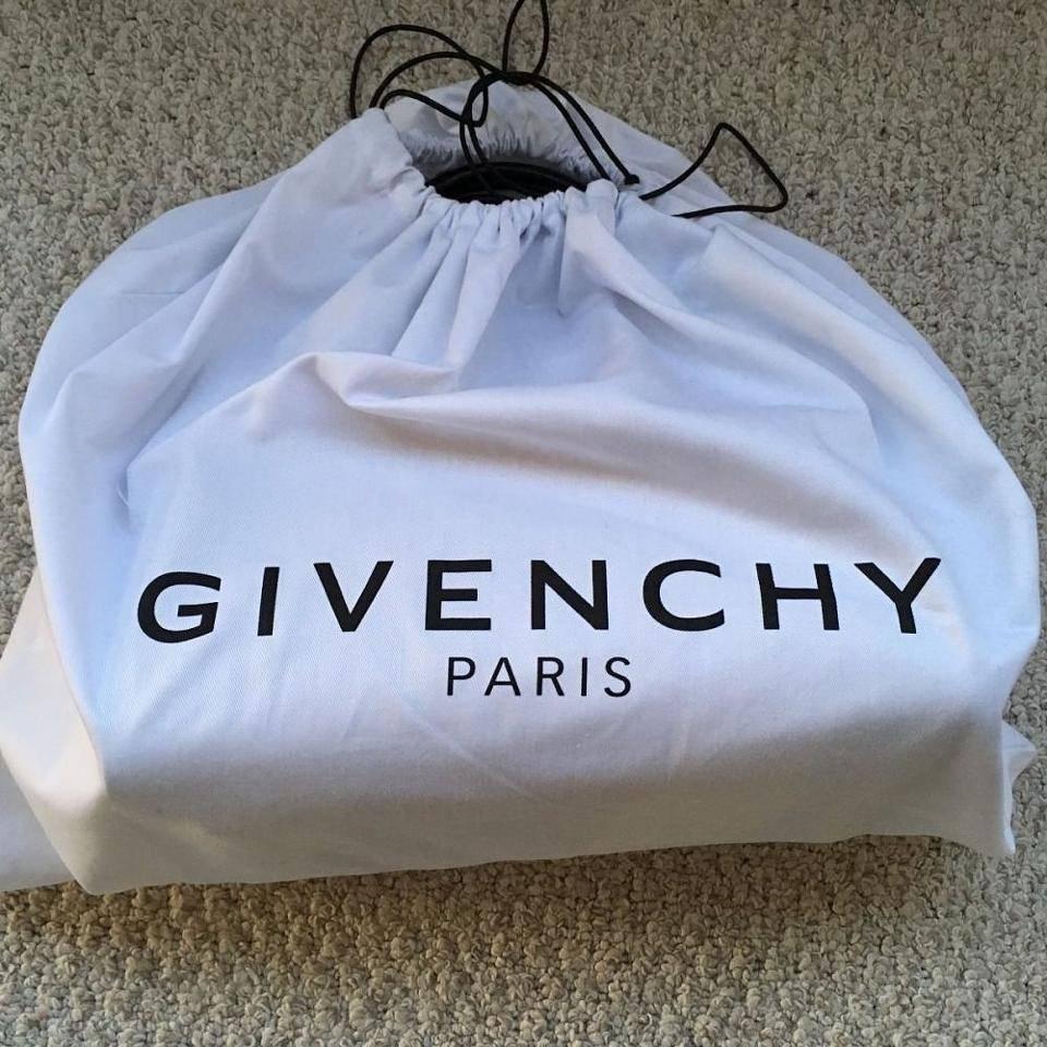 Givenchy Antigona Medium Calfskin Duffle Shoulder Bag, Black 4