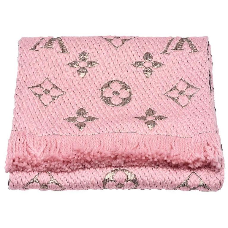 Louis Vuitton Logomania Shine Wool Scarf Pink Lurex (M70466) For Sale ...