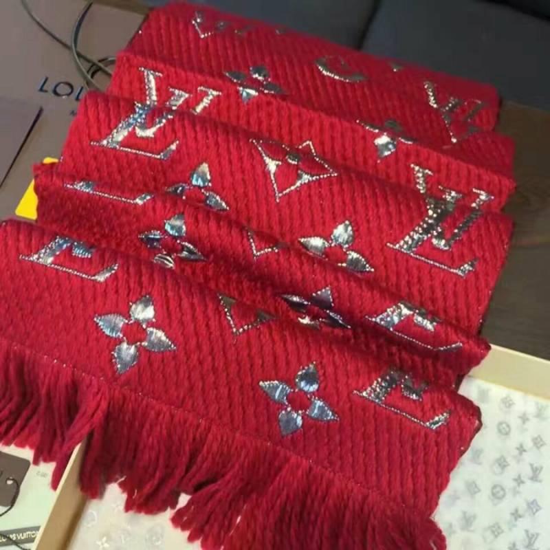 Louis Vuitton Logomania Shine Wool Scarf, Red Lurex (M75832)

Make the most of winter with the Logomania Shine scarf. In a soft, warm blend of wool and silk with Lurex for shine, it is adorned with an oversize version of the iconic Monogram