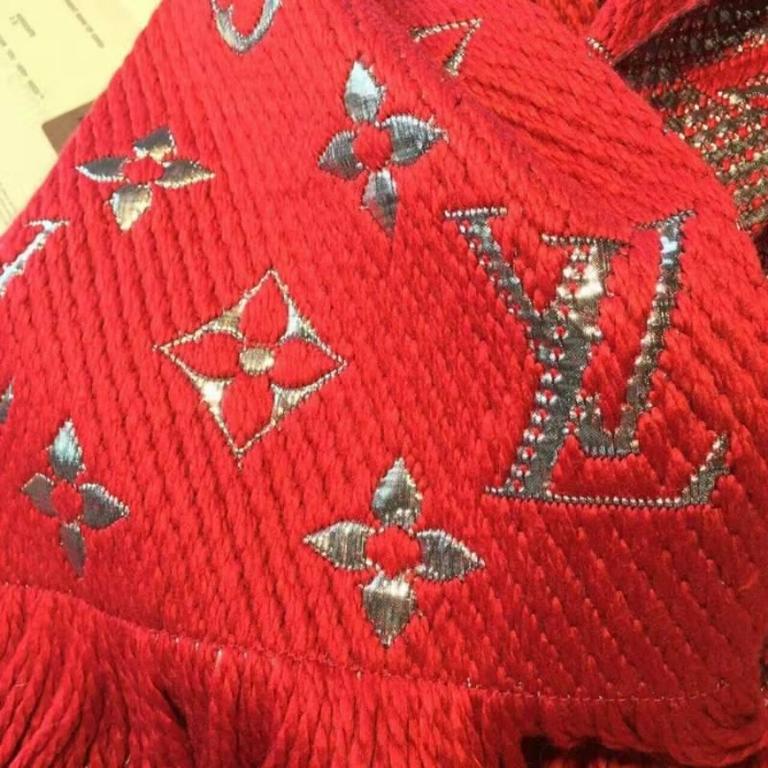 Louis Vuitton Logomania Shine Wool Scarf Red Lurex (M75832) For Sale at  1stDibs