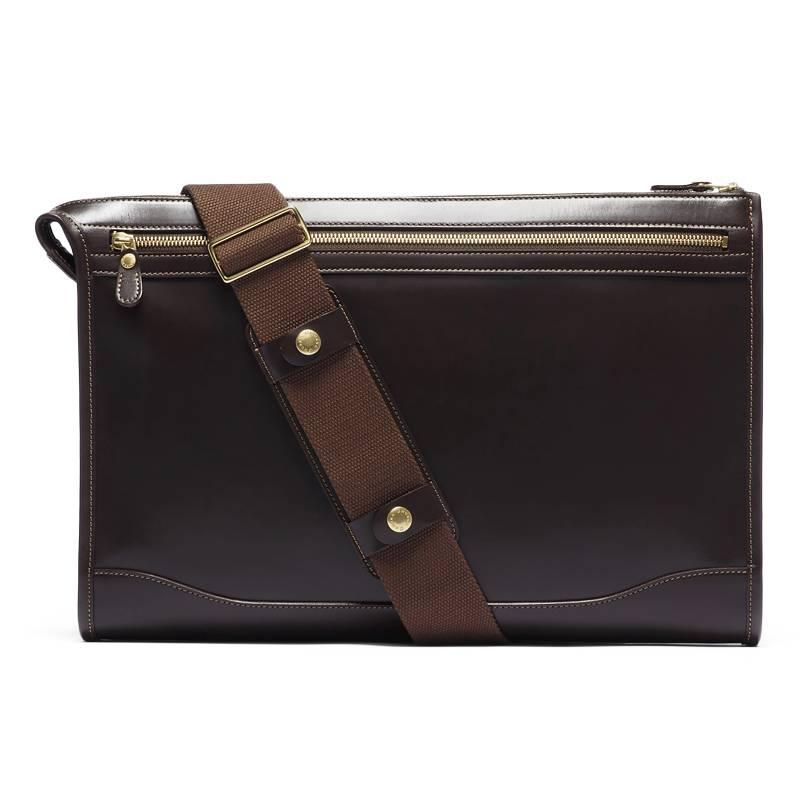 Ghurka Docket No. 7 Crossbody Bag, Walnut Leather

To be carried as a folio or worn as a cross-body style with its removable strap, Docket No. 7 has been an elegant staple of the Ghurka business collection since 1975. Clean lines and trademark