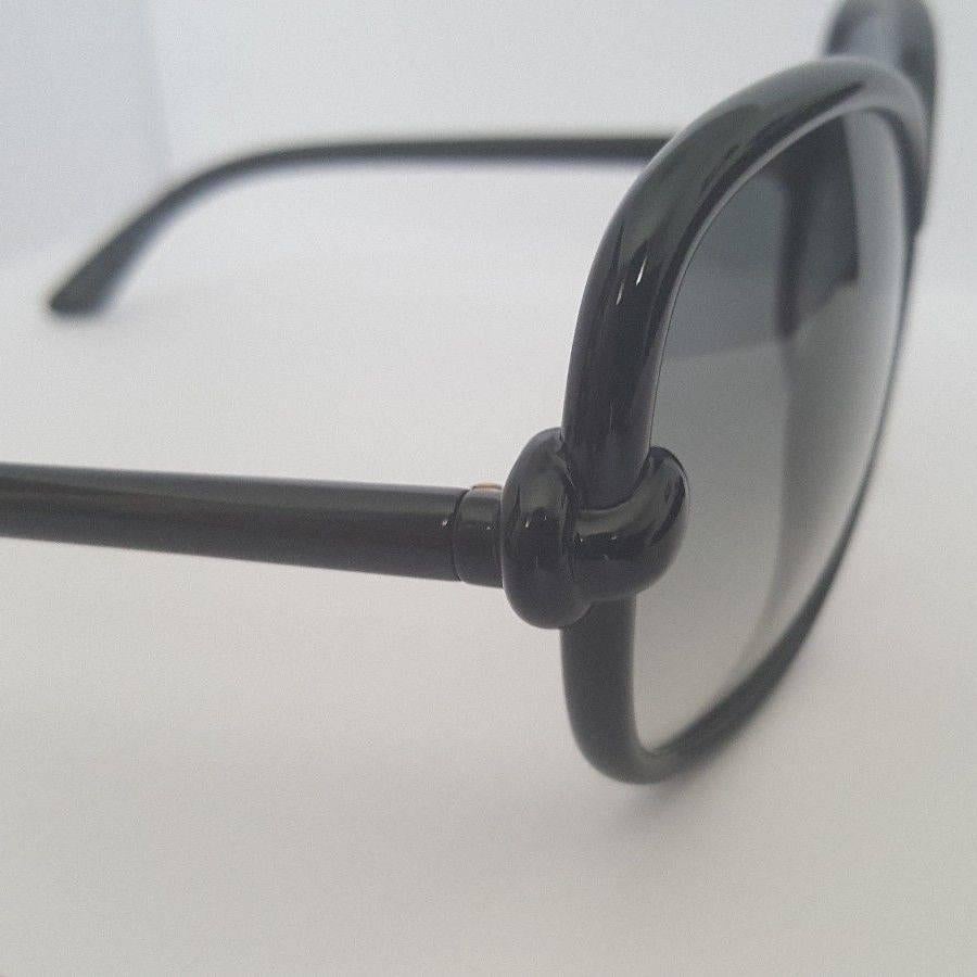 Tom Ford Ingrid Oversized Sunglasses, Shiny Black (TF163)

Small Scratch on the lenses

It is often exciting to run across a popular fashion style from the past which has been updated and modernized. These Tom Ford Ingrid sunglasses are the