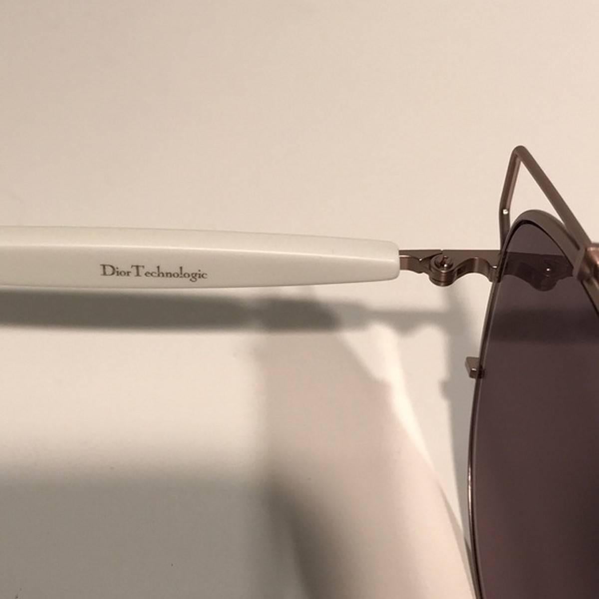 Dior White Mirrored Technologic Sunglasses In New Condition For Sale In Los Angeles, CA