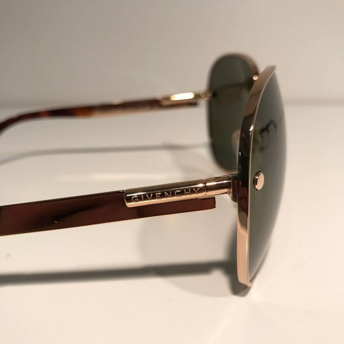 Black Givenchy Gold Aviator Sunglasses For Sale