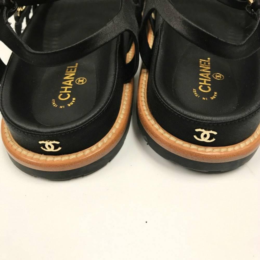 Chanel Braided Leather Sandals 8 In New Condition In Los Angeles, CA