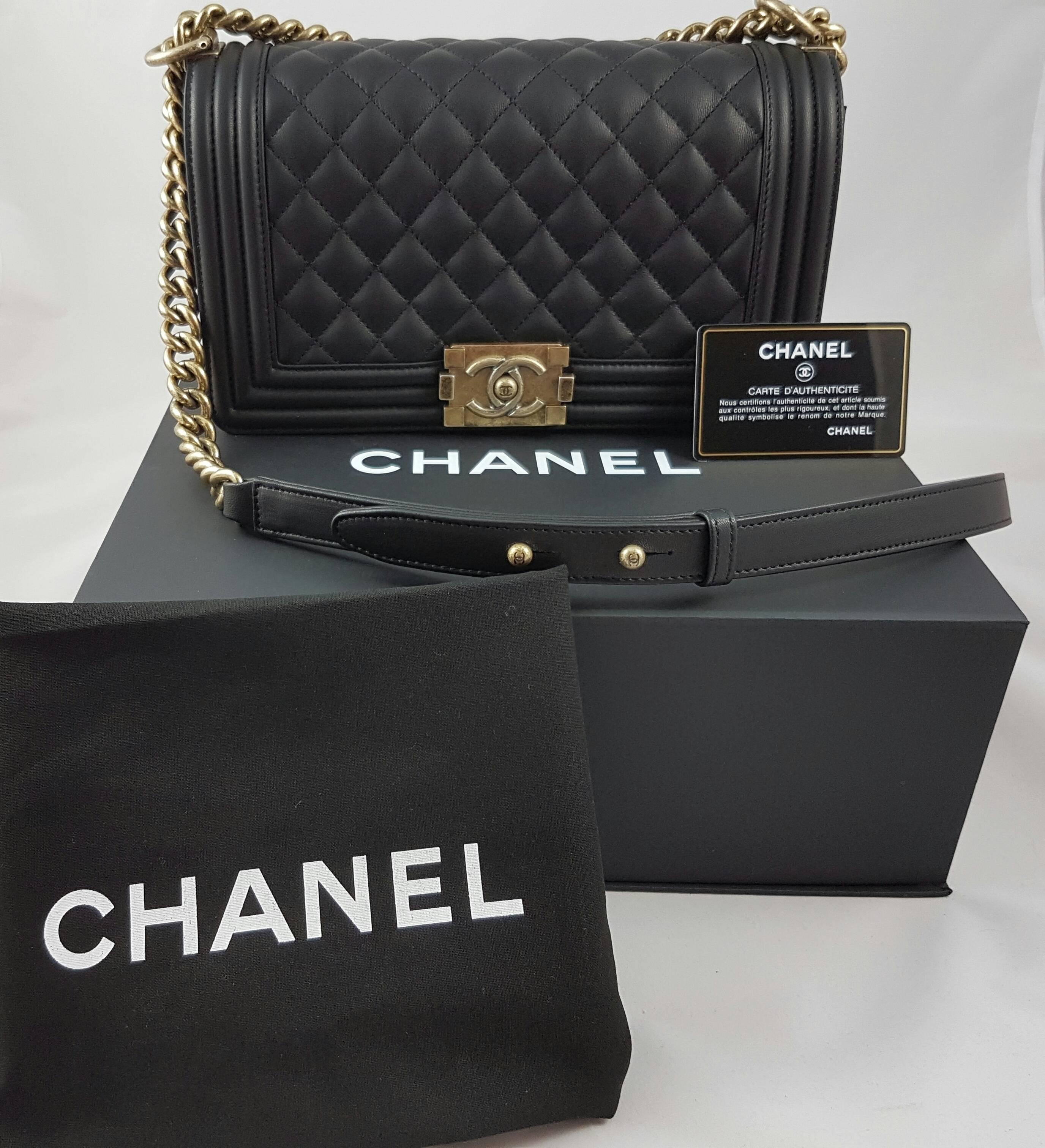Chanel Medium Boy Bag Quilted Leather - Black with Gold Hardware 3