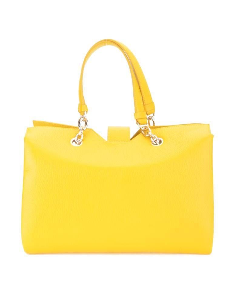 Versace Collection Pebble Leather Tote, Yellow

Sleek, stylish Versace bag for any formal and casual occasion 

Features:
o 100% Authentic Versace Collection leather tote
o Made from genuine leather in grainy finish
o Studded with gold-tone
