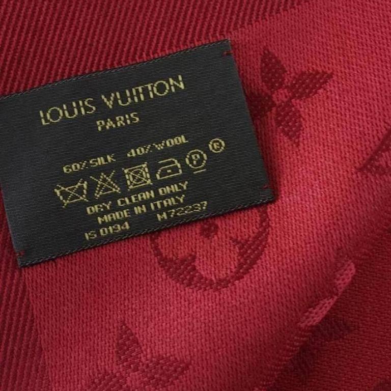 Women's Louis Vuitton Monogram Shawl Pomme d'amour (M72237) For Sale