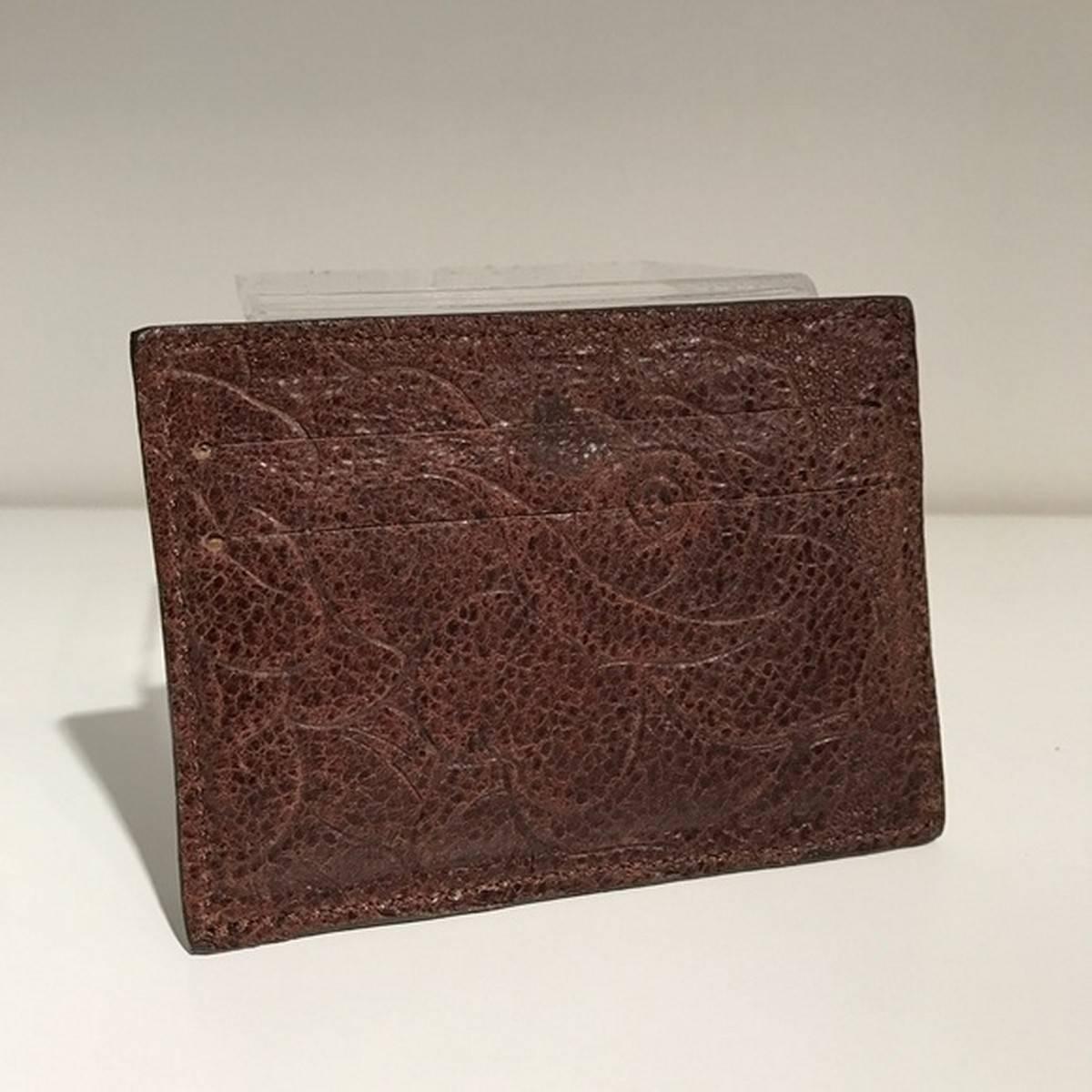 Roberto Cavalli Floral Leather Cardholder, Brown

Brand new.
Leather.
Slim design.
Made in Italy.