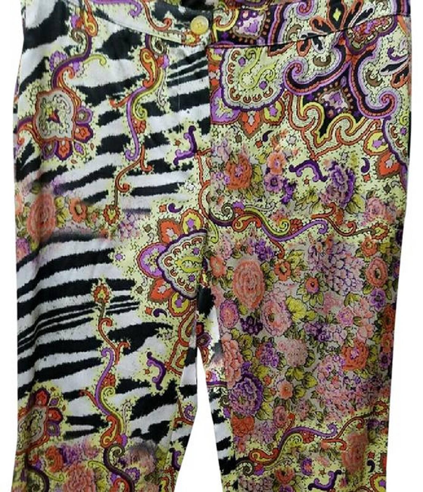 Black Roberto Cavalli Class Casual Multicolor Capris - Size: 6 (S, 28) For Sale