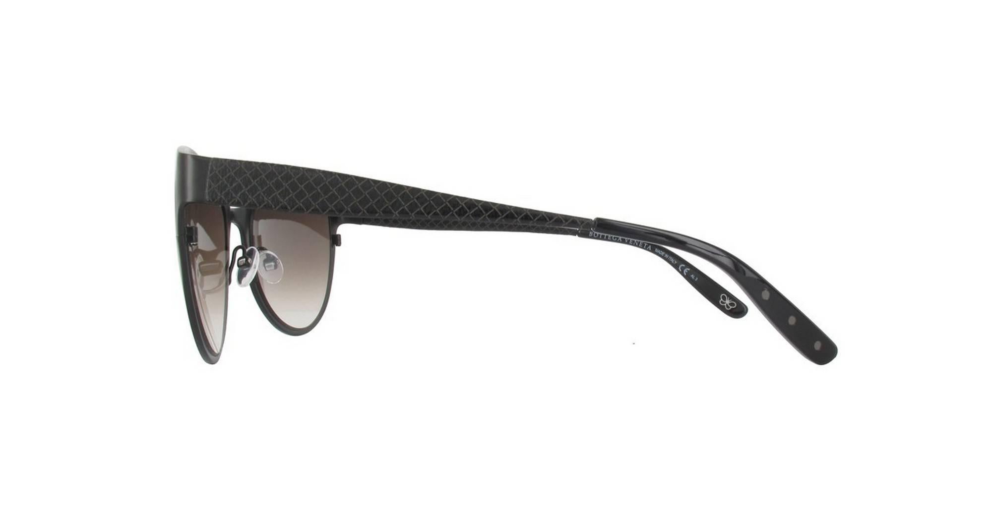 Bottega Veneta BV261S-4EXJS-56 Black / Gray Sunglasses In New Condition For Sale In Los Angeles, CA