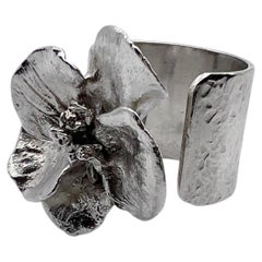 Hibiscus Bloom Band Ring in Fine Silver & Sterling Silver by 6 Elements Studio