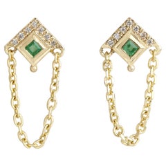 Boucles d'oreilles « Frida » en diamants blancs, émeraudes et or jaune 14 carats par Unkiya