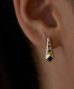 Boucles d'oreilles « Liv » en diamant noir et or jaune 14 carats par Unkiya