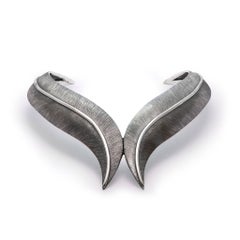 Leaves Necklace in Sterling Silver by Mariella Pilato