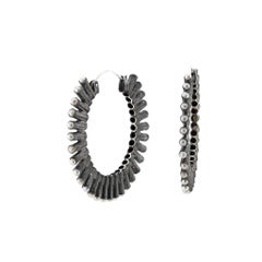 Boucles d'oreilles « Piper » en argent massif et perles d'eau douce, par Mariella Pilato