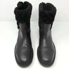 Chanel Black Quilted Leather Shearling Winter Boots CC Logo EU 39.5
