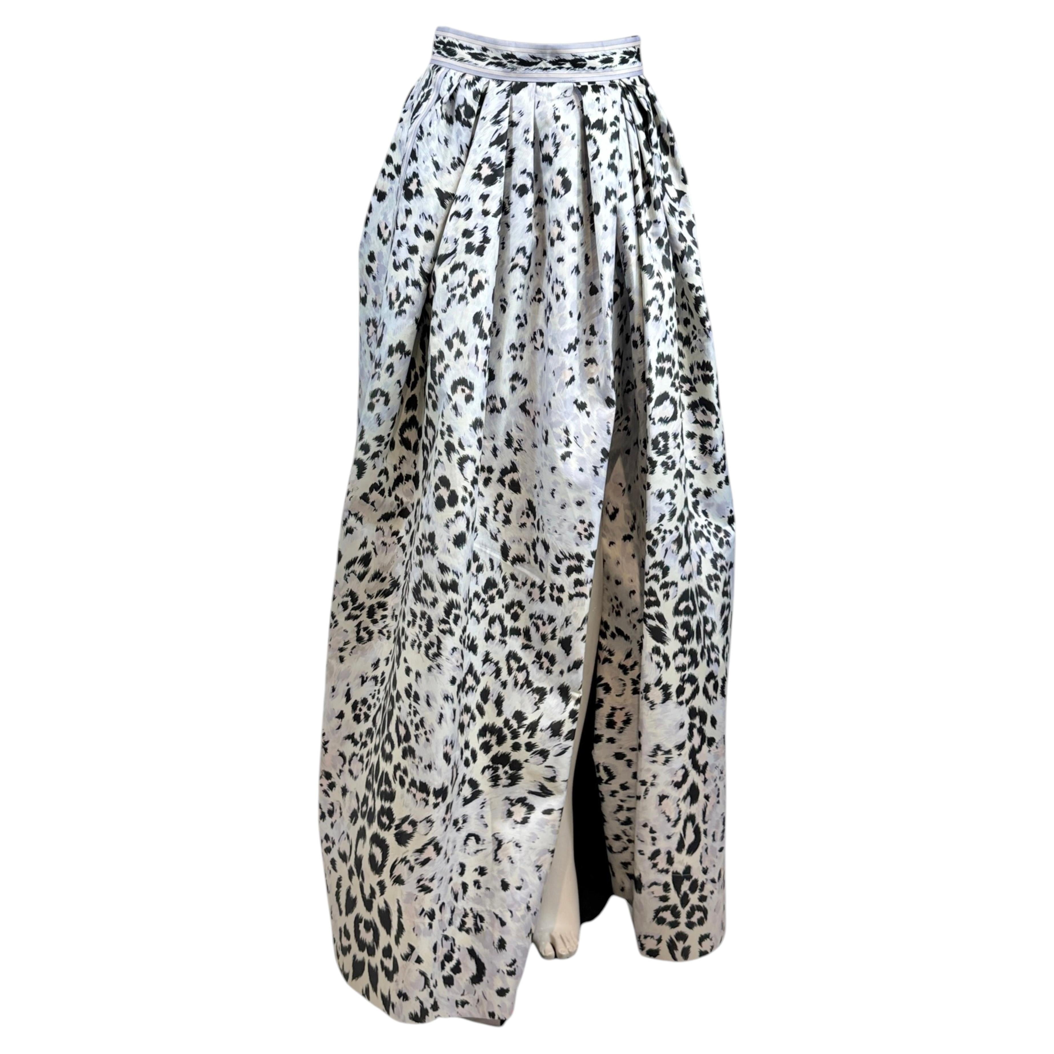 Leonard Georg Lux Fall 2022 Look 1 Maxi satin leopard printed skirt For Sale