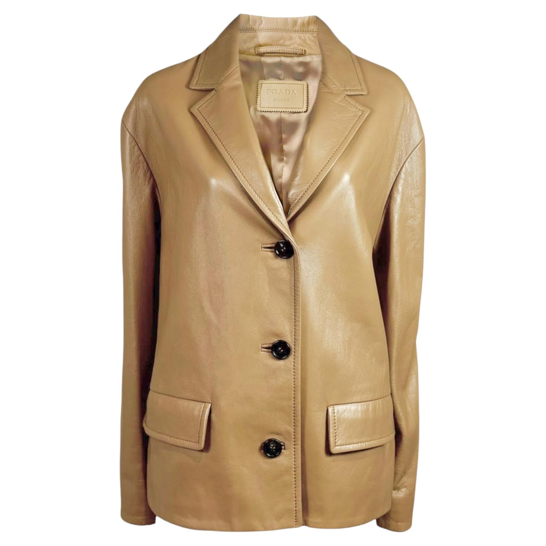 Prada Resort 2019 Look 25 Beige lambskin jacket