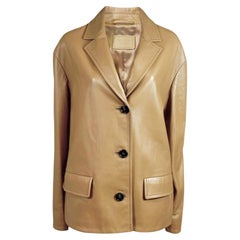 Prada Resort 2019 Look 25 Beige lambskin jacket