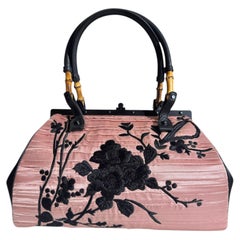 Gucci Tom Ford Spring 2003 Pink pleated kimono embroidered bag black silk