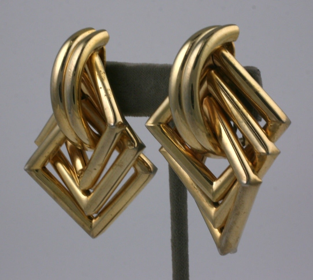 Bartek retro oversized earclips ,1940s of square overlapping squared chain links.
L 2.75