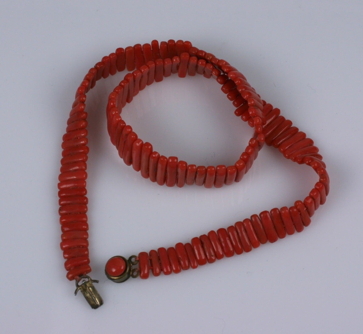 Women's Victorian Coral bar Link Necklace