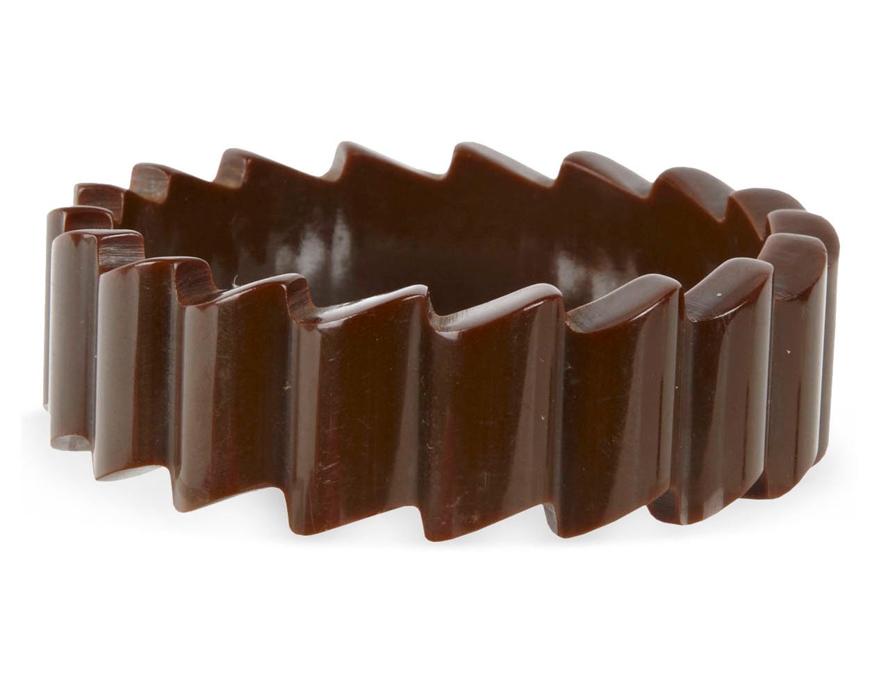 Unusual Brown Bakelite Zig Zag Bangle from the 1930's. Sawtooth edged bakelite is hand carved and is a great stackable. Very unique design. 1920's USA.  1