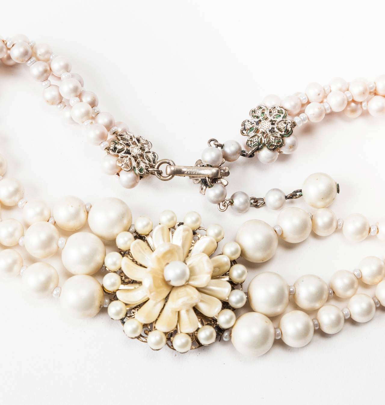 Miriam Haskell Signature Freshwater Pearl Flower Necklace In Excellent Condition In New York, NY