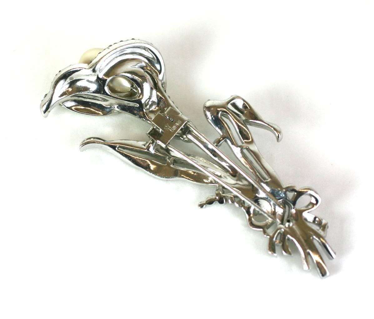 Broche de clip de piel Trifari Calla Lilly en Excelente estado para la venta en New York, NY