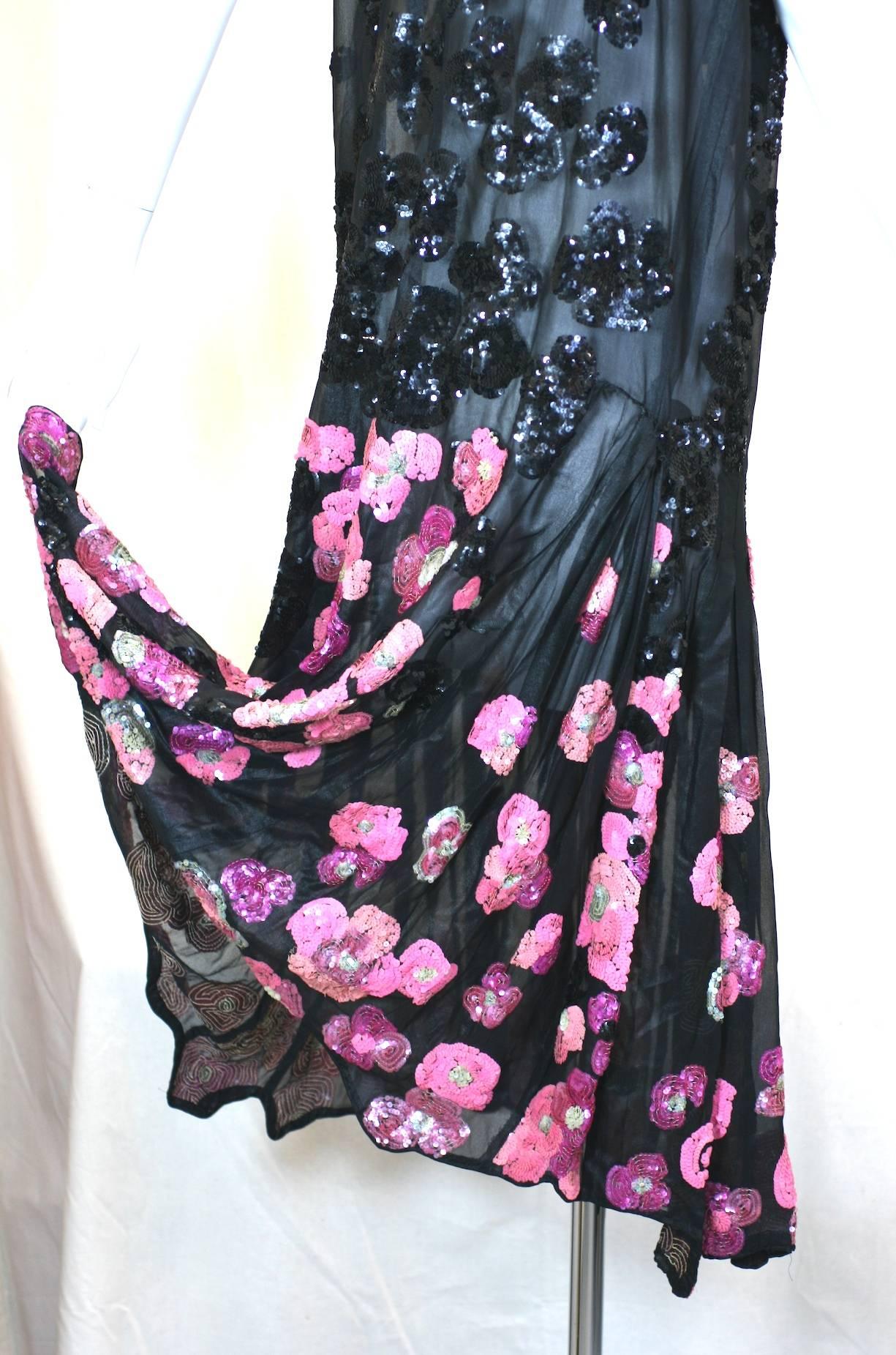  Art Deco French Couture 1920's Flapper Dress In Good Condition For Sale In New York, NY