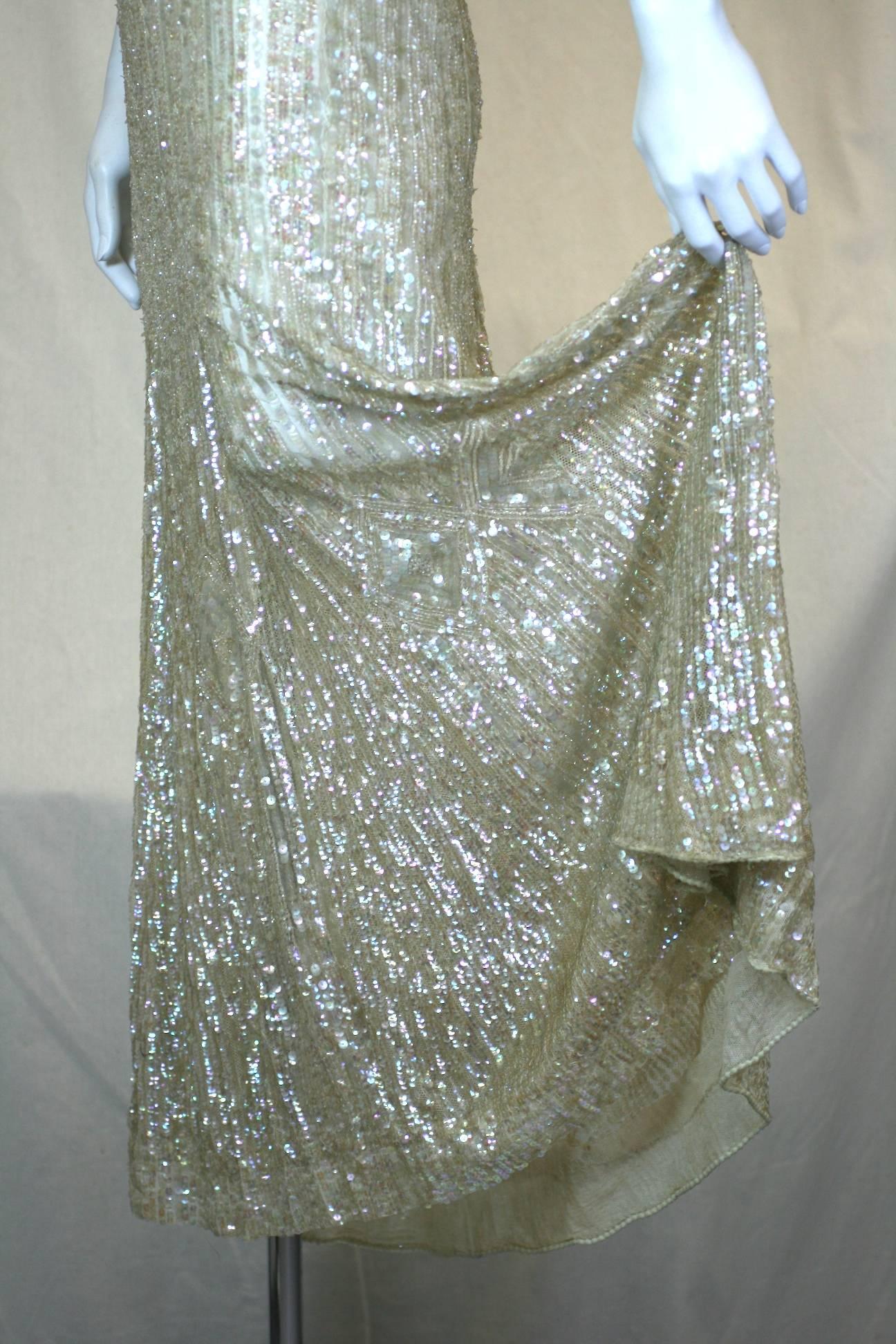 Elegant French Art Deco Sequin Gown In Good Condition For Sale In New York, NY