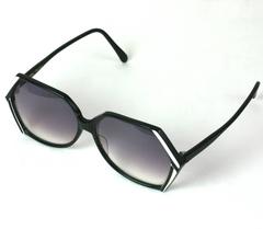 Oleg Cassini Graphic Black White Sunglasses
