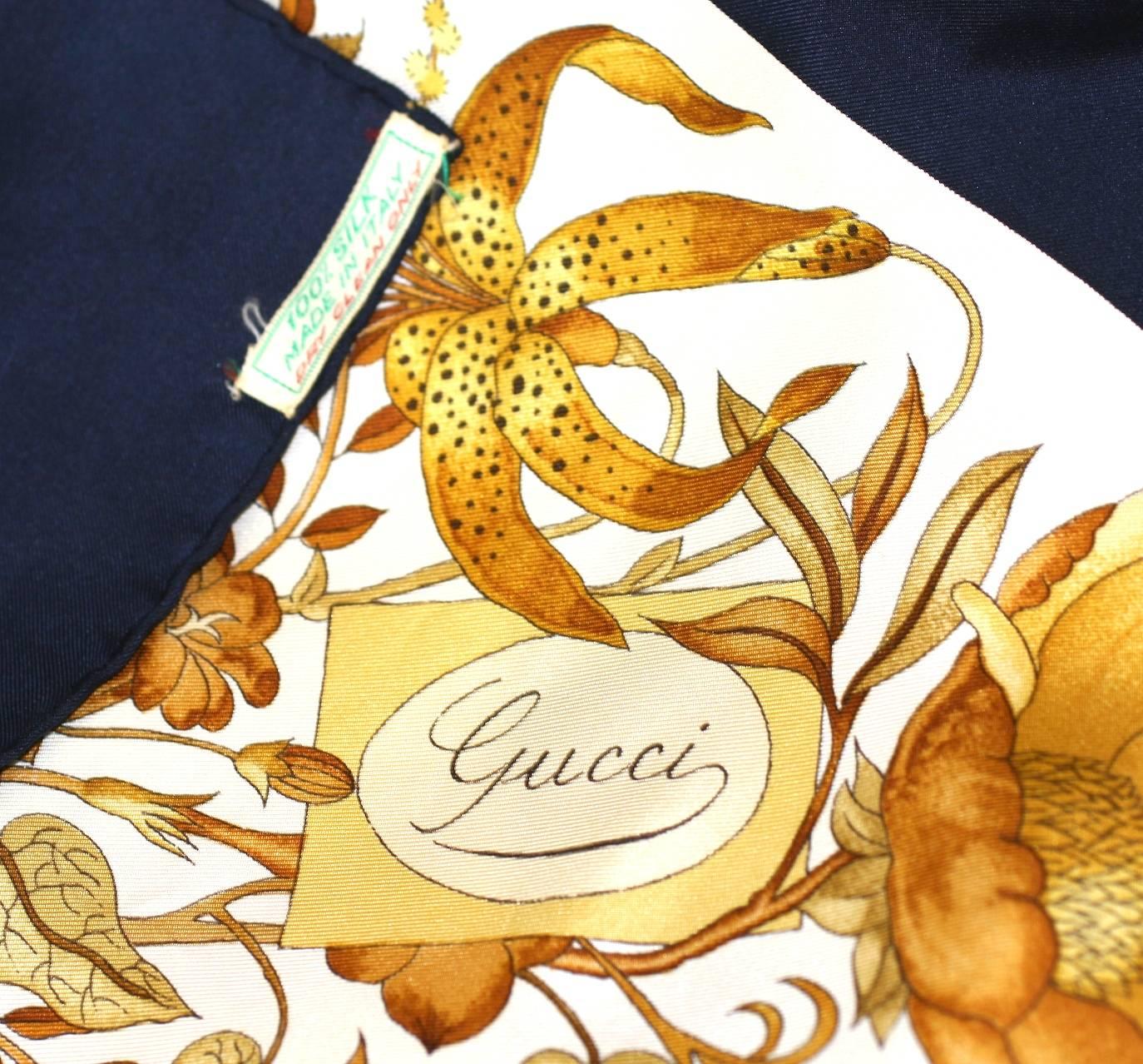 Gucci Floral Bouquet Scarf For Sale 1