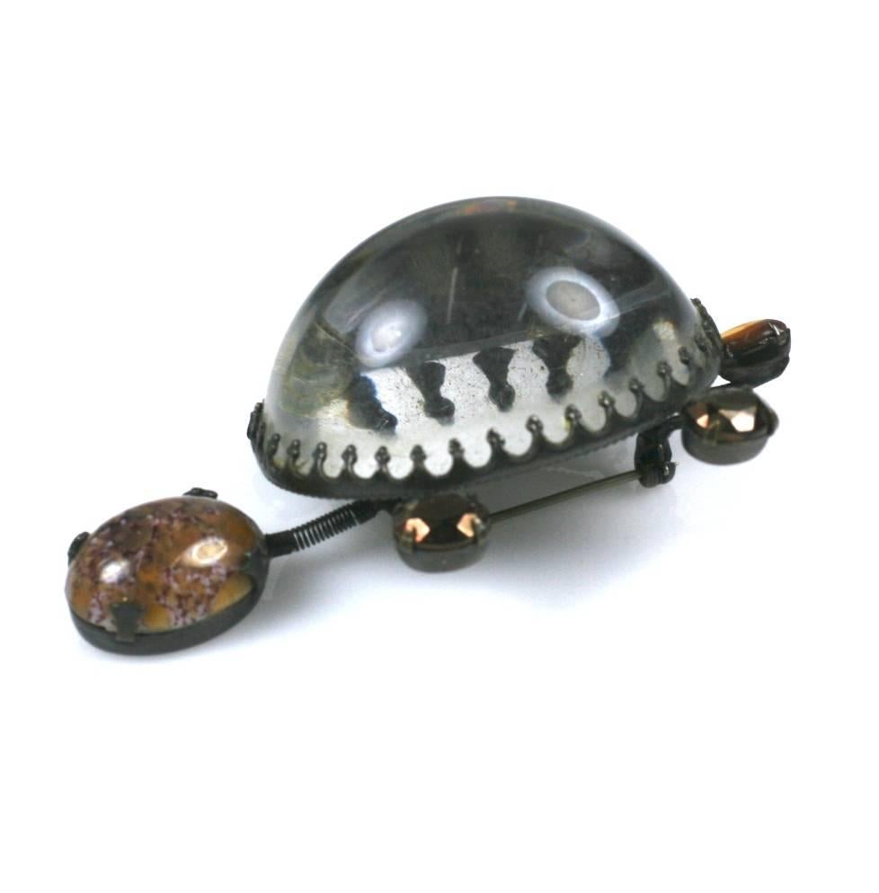 Broche Tortuga Schreiner Tremblant en Excelente estado para la venta en New York, NY