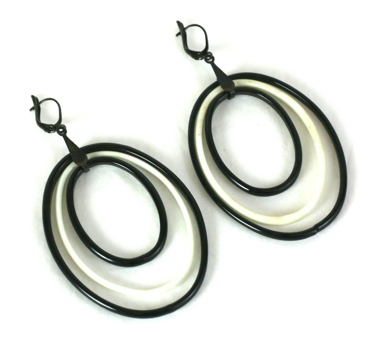 Edwardian Lampwork Glass Long Hoop Earrings In Excellent Condition In New York, NY