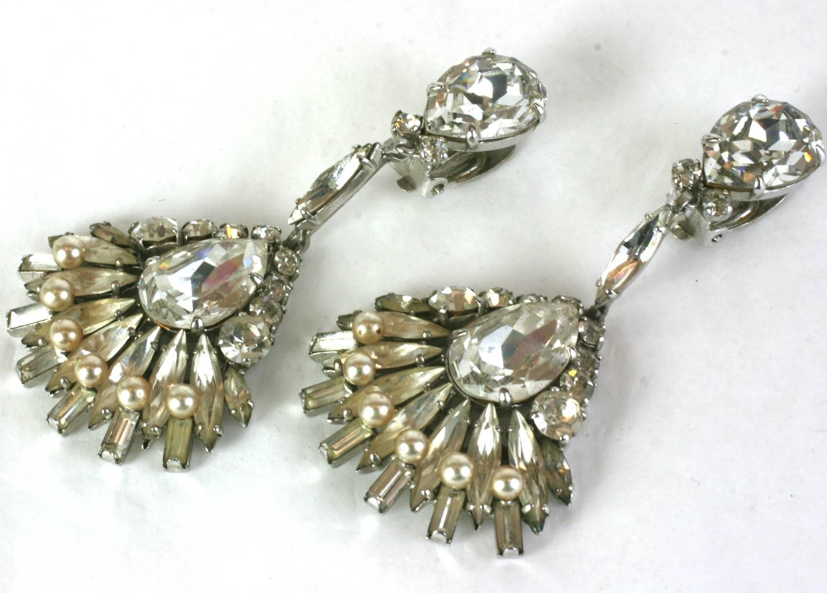 Glamorous French Drop Earclips In Excellent Condition For Sale In New York, NY