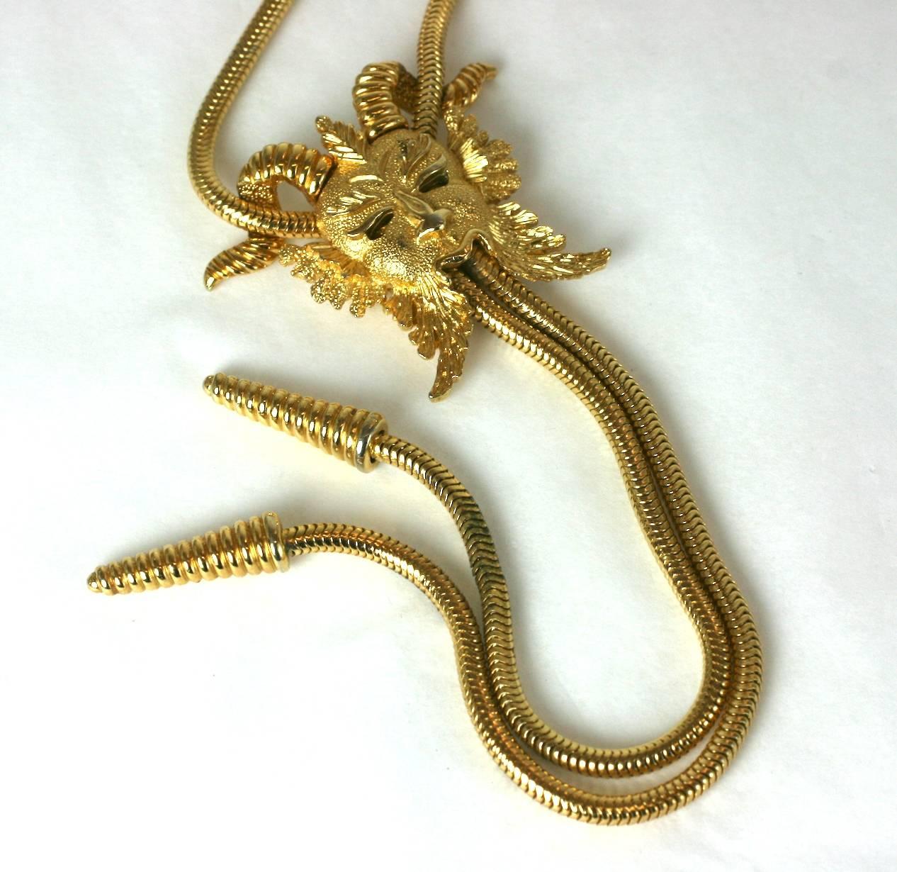 Trifari Fanciful Bolo-Stil Halskette im Zustand „Hervorragend“ im Angebot in New York, NY