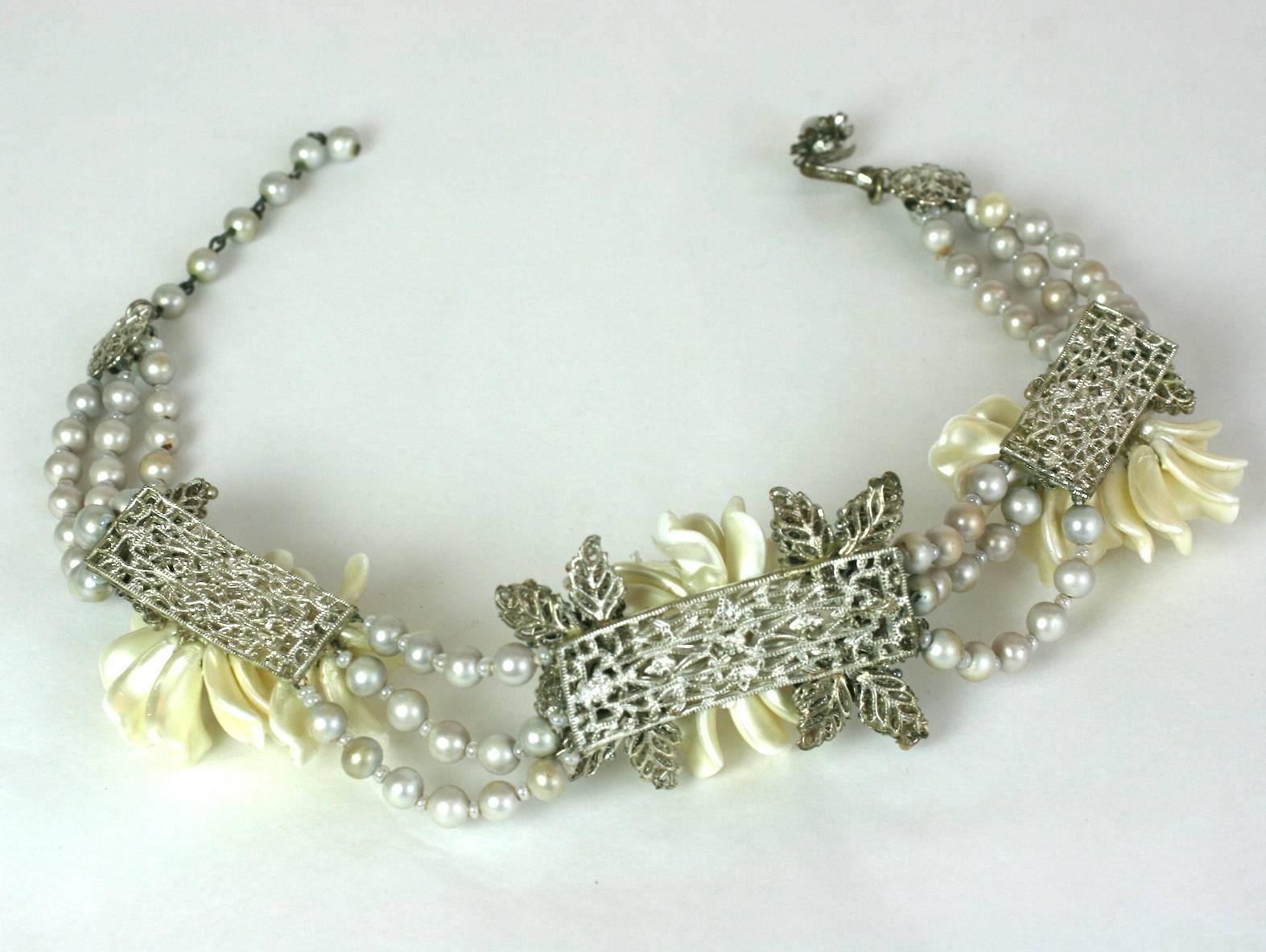 Miriam Haskell - Collana con perle d'acqua dolce a forma di stazione in vendita 2