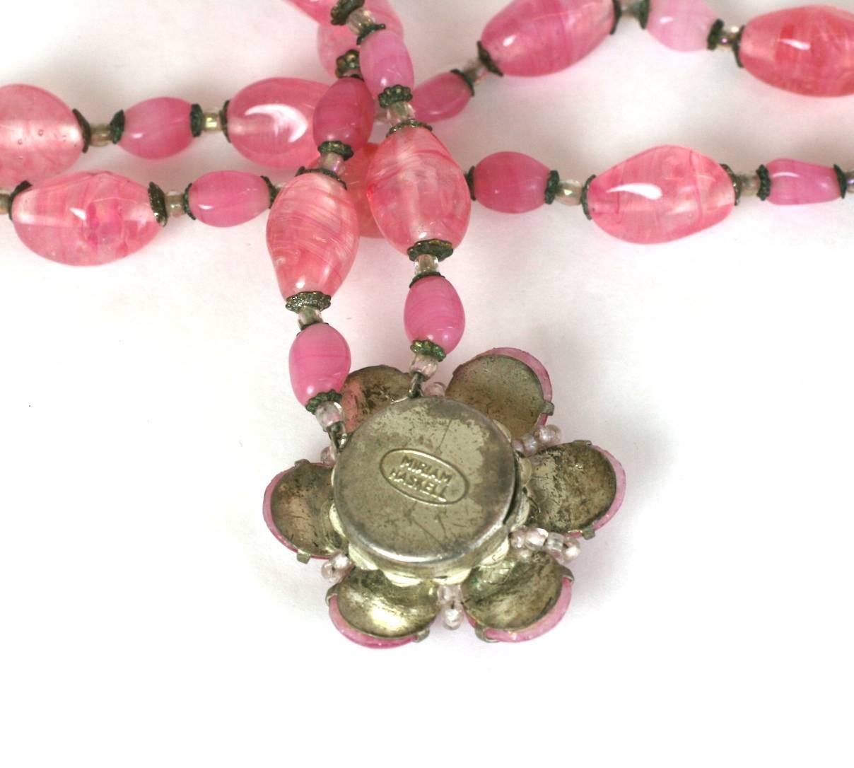Miriam Haskell, collier de perles roses en pâte de verre en vente 1