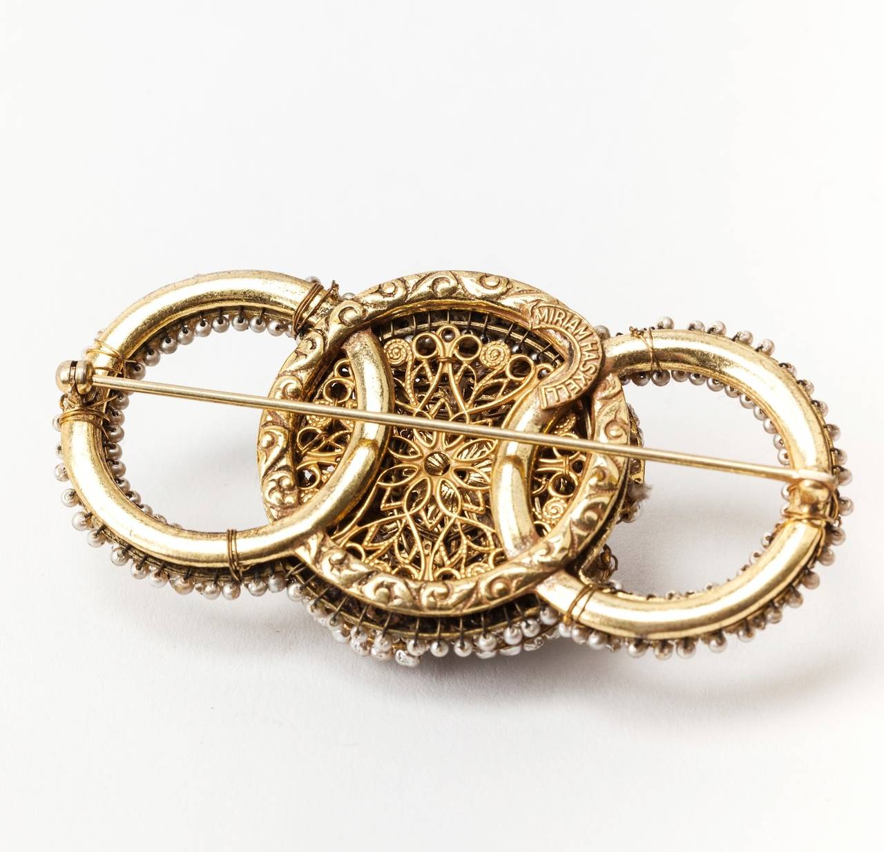 Early Miriam Haskell Camelia Ring Brooch In Excellent Condition For Sale In New York, NY