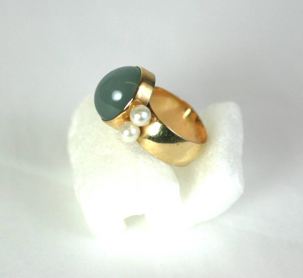 Modernist Chalcedony and Pearl Ring In Excellent Condition For Sale In New York, NY