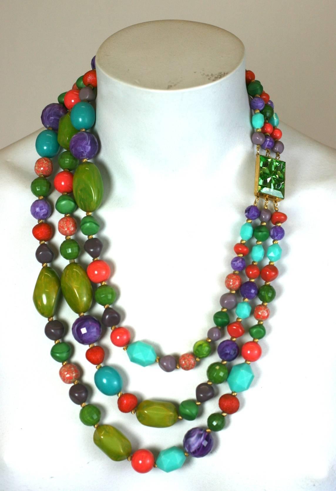 Hattie Carnegie  Muiti Strand Bakelite Bead Necklace In Excellent Condition For Sale In New York, NY