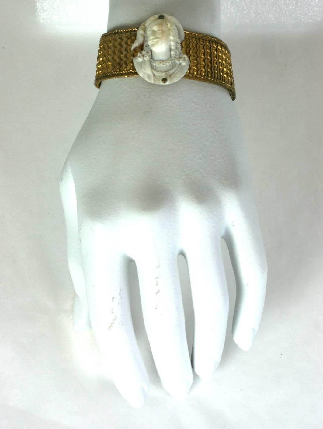 Bracelet en camée fin du Prince de Médicis Unisexe en vente
